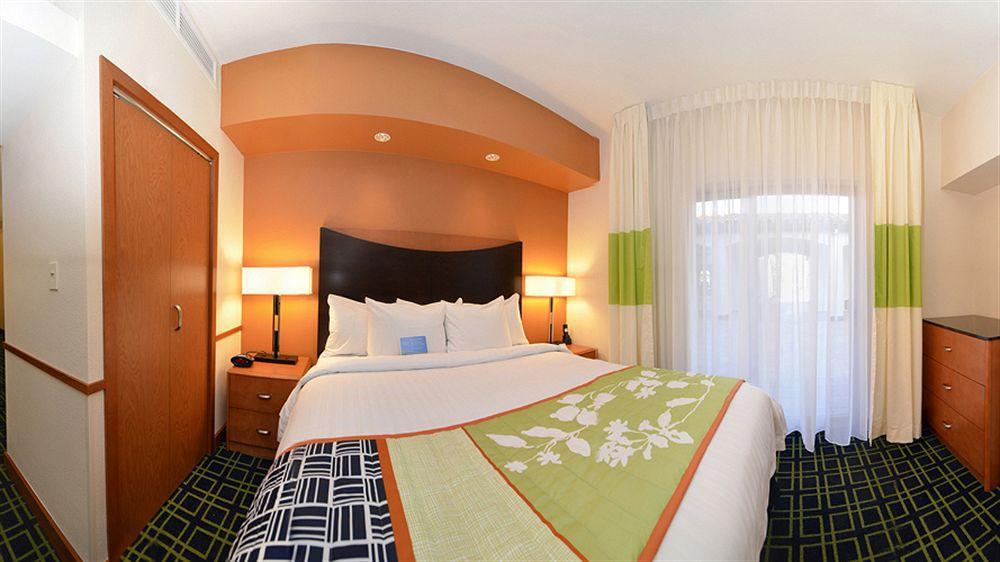 Fairfield Inn & Suites Santa Cruz - Capitola Exteriör bild