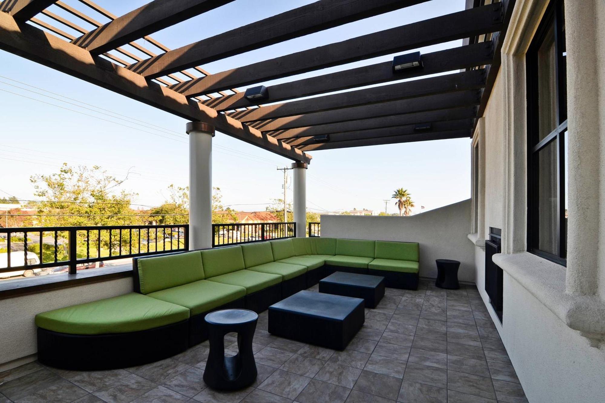 Fairfield Inn & Suites Santa Cruz - Capitola Exteriör bild